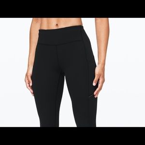 Black Lululemon Speed Up Mid Rise Tights 28’ - Size 4 .